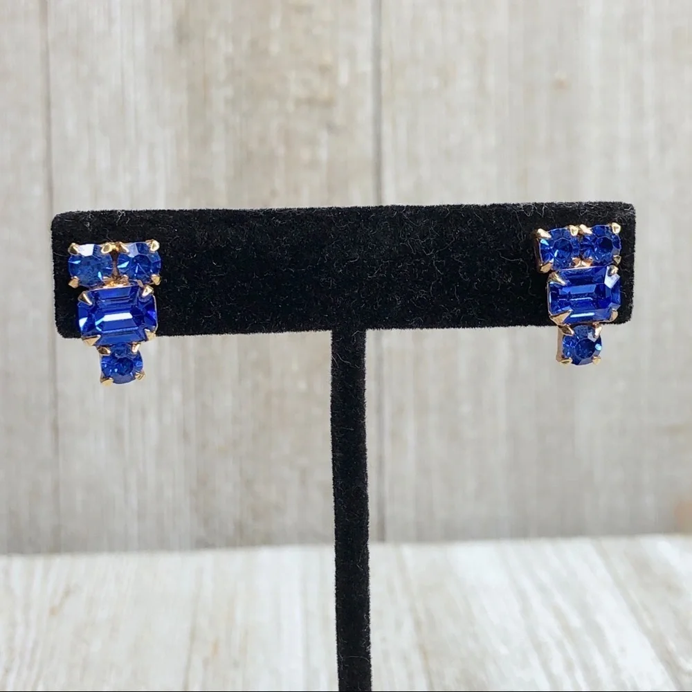 Vintage Blue Glass Rhinestone Screw Back Earrings